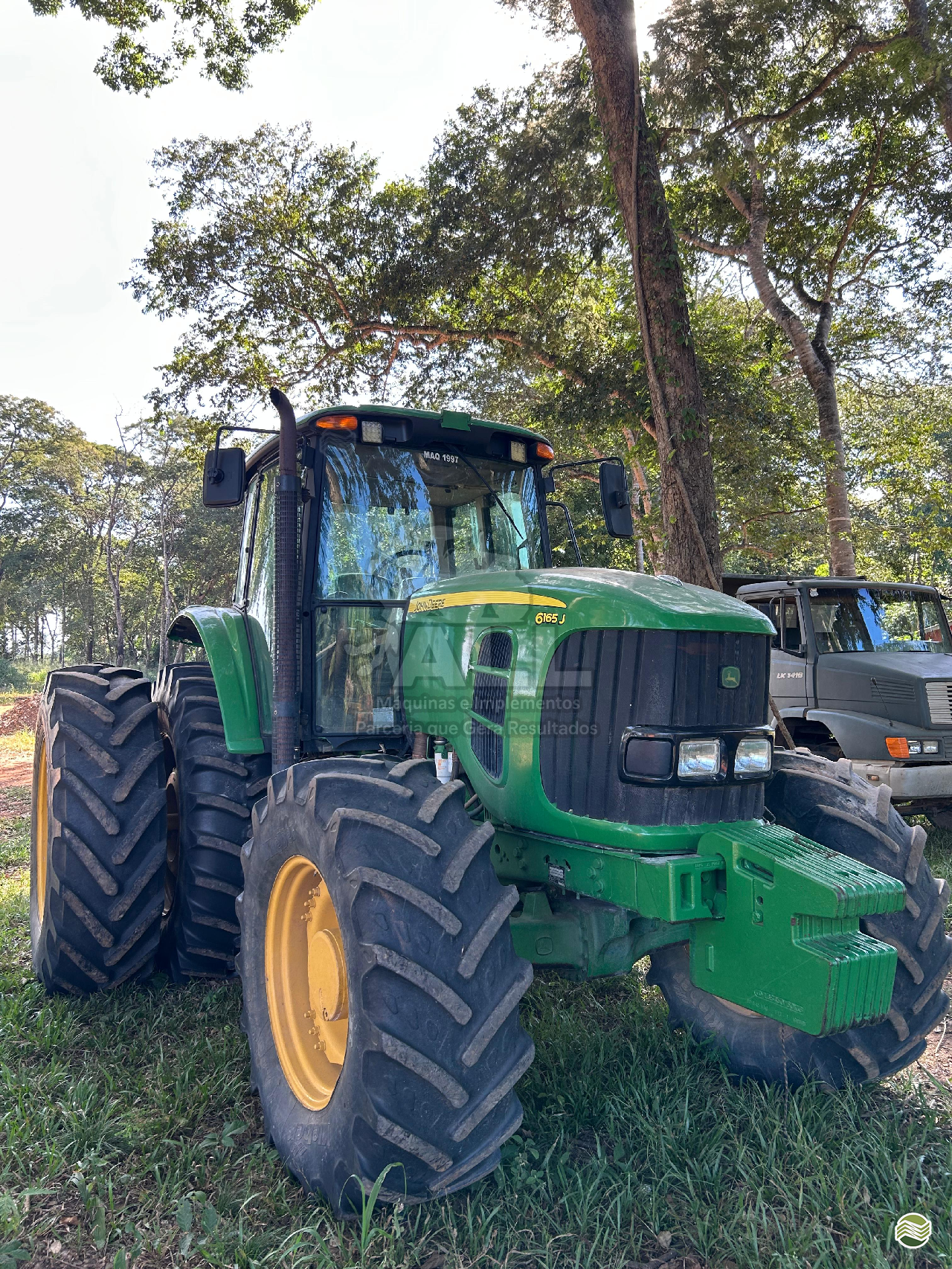 TRATOR JOHN DEERE JOHN DEERE 6165J Tração 4x4 ALL Máquinas e Implementos RONDONOPOLIS MATO GROSSO MT
